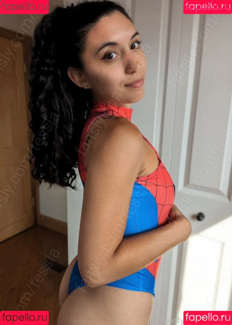 Tessla / thisistessla Onlyfans Photo Gallery 