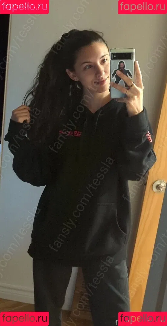 Tessla / thisistessla Onlyfans Photo Gallery 