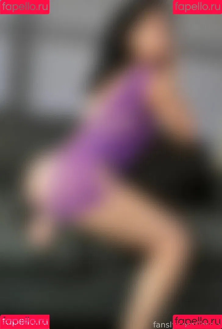 Tessla / thisistessla Onlyfans Photo Gallery 