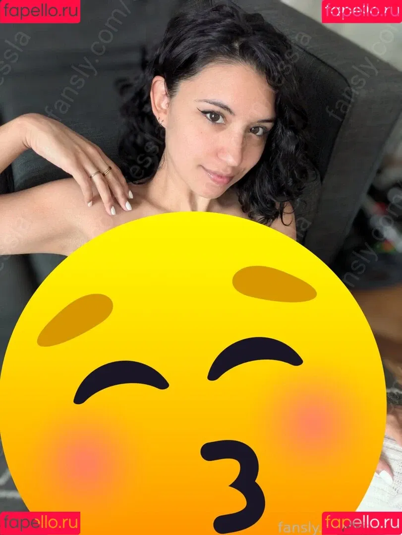 Tessla / thisistessla Onlyfans Photo Gallery 