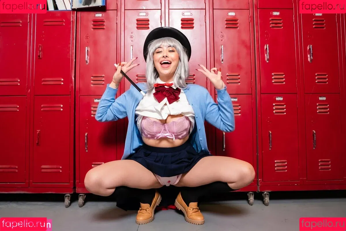 Chloe Surreal / chloesurreal / iamchloesurreal Onlyfans Photo Gallery 