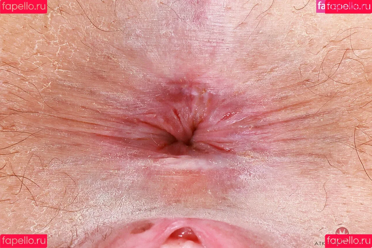 Chloe Surreal / chloesurreal / iamchloesurreal Onlyfans Photo Gallery 