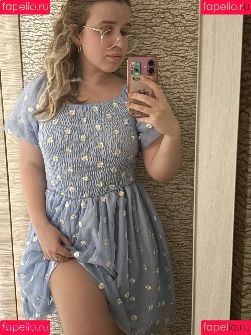 Curly_Decency / user417306662693515264 Onlyfans Photo Gallery 