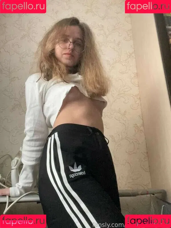 Curly_Decency / user417306662693515264 Onlyfans Photo Gallery 