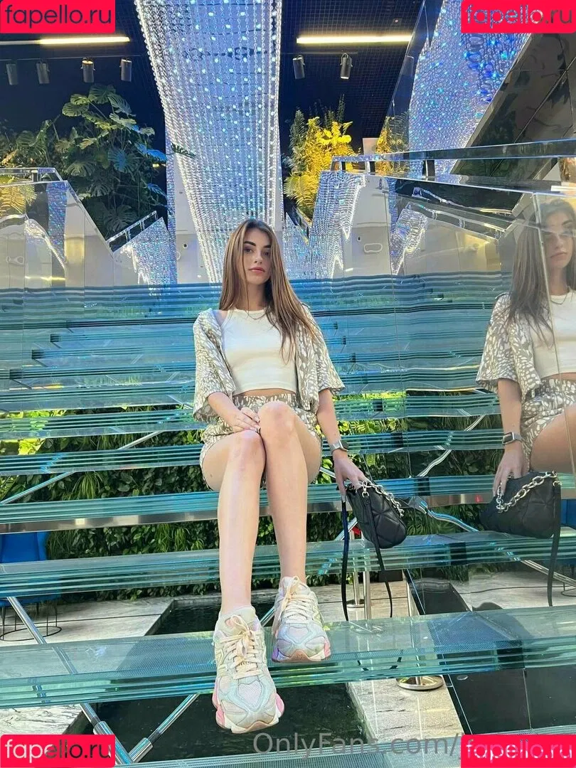 j_mi_cha / judy_mi Onlyfans Photo Gallery 