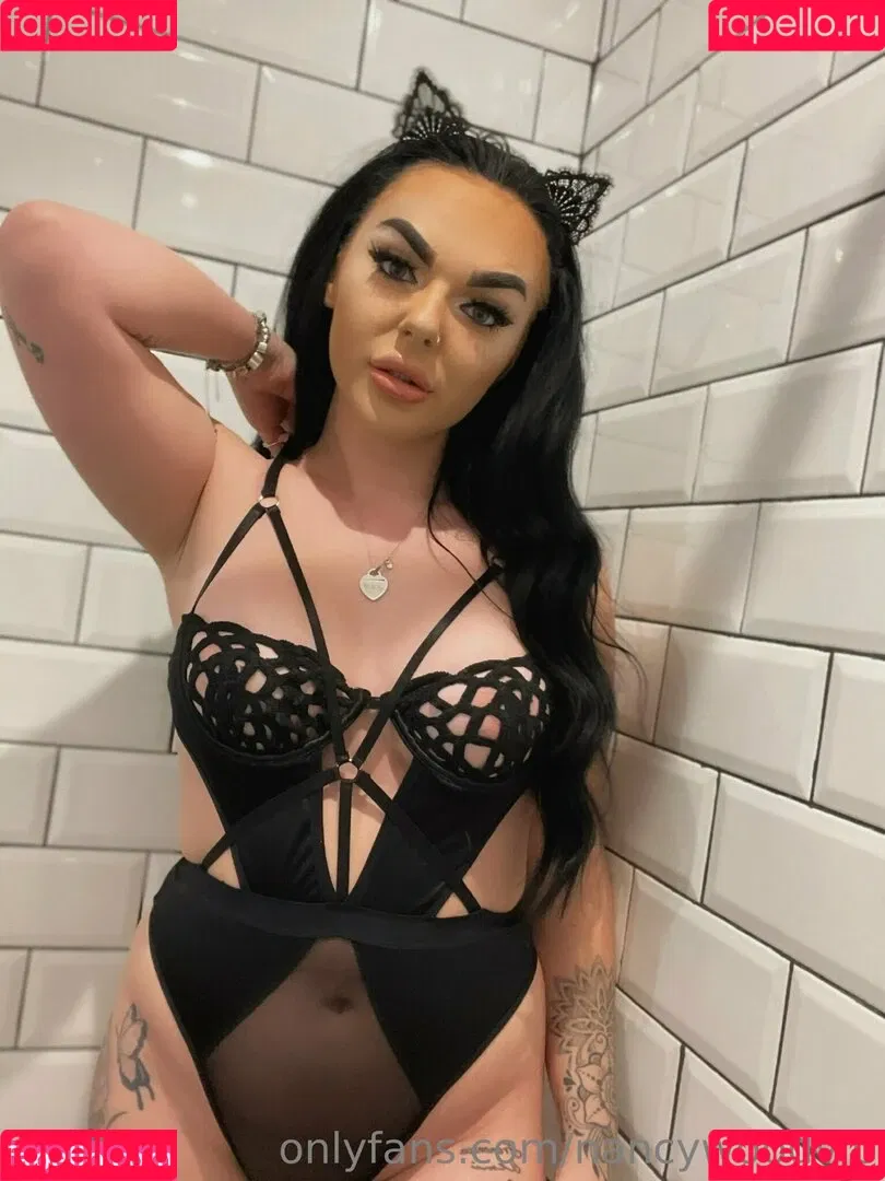 itsnancywoodfree / itstacticaltimesomewhere Onlyfans Photo Gallery 