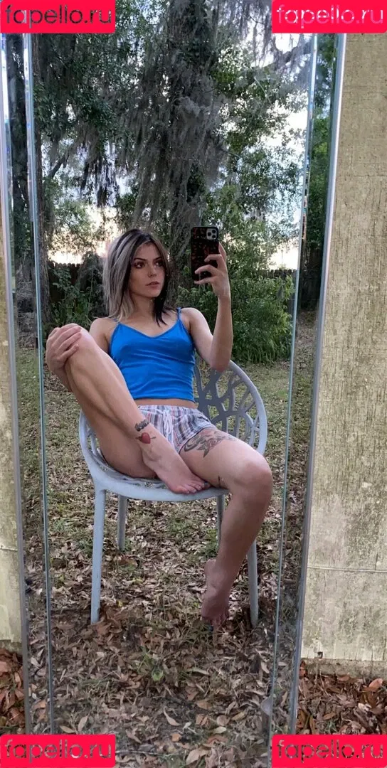 7adygirl / Littleviv / unreligion Onlyfans Photo Gallery 