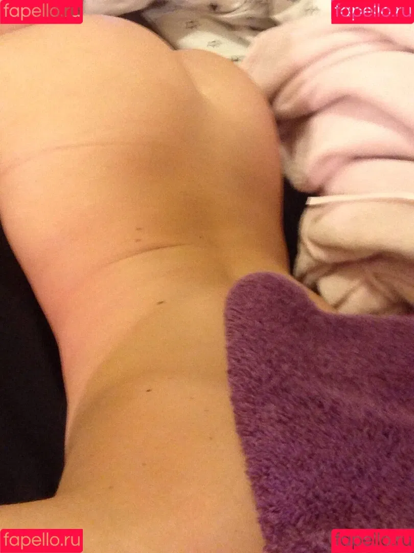 Erica / Holly Eriksson / Victoria A / hollyerikssonphotography Onlyfans Photo Gallery 