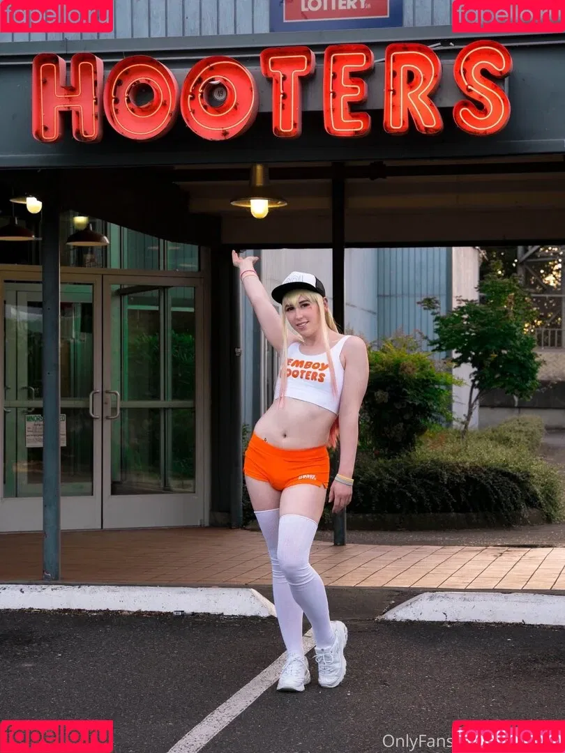 Shiri Allwood / ShiriAllwoodXXX / shiriallwood / shiritrap Onlyfans Photo Gallery 