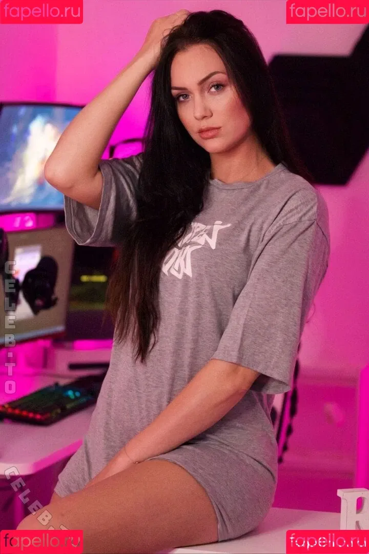 creator / misslou_isa Onlyfans Photo Gallery 