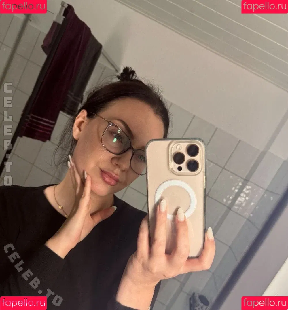 creator / misslou_isa Onlyfans Photo Gallery 