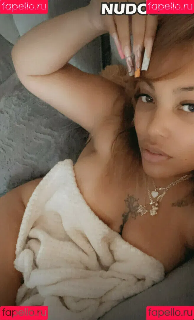 Bxary / marry_torres Onlyfans Photo Gallery 