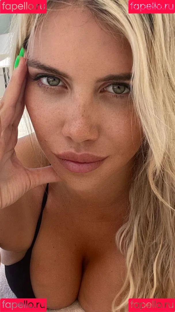 Icardi / Wanda Nara / badbitchwan / wanda_nara Onlyfans Photo Gallery 