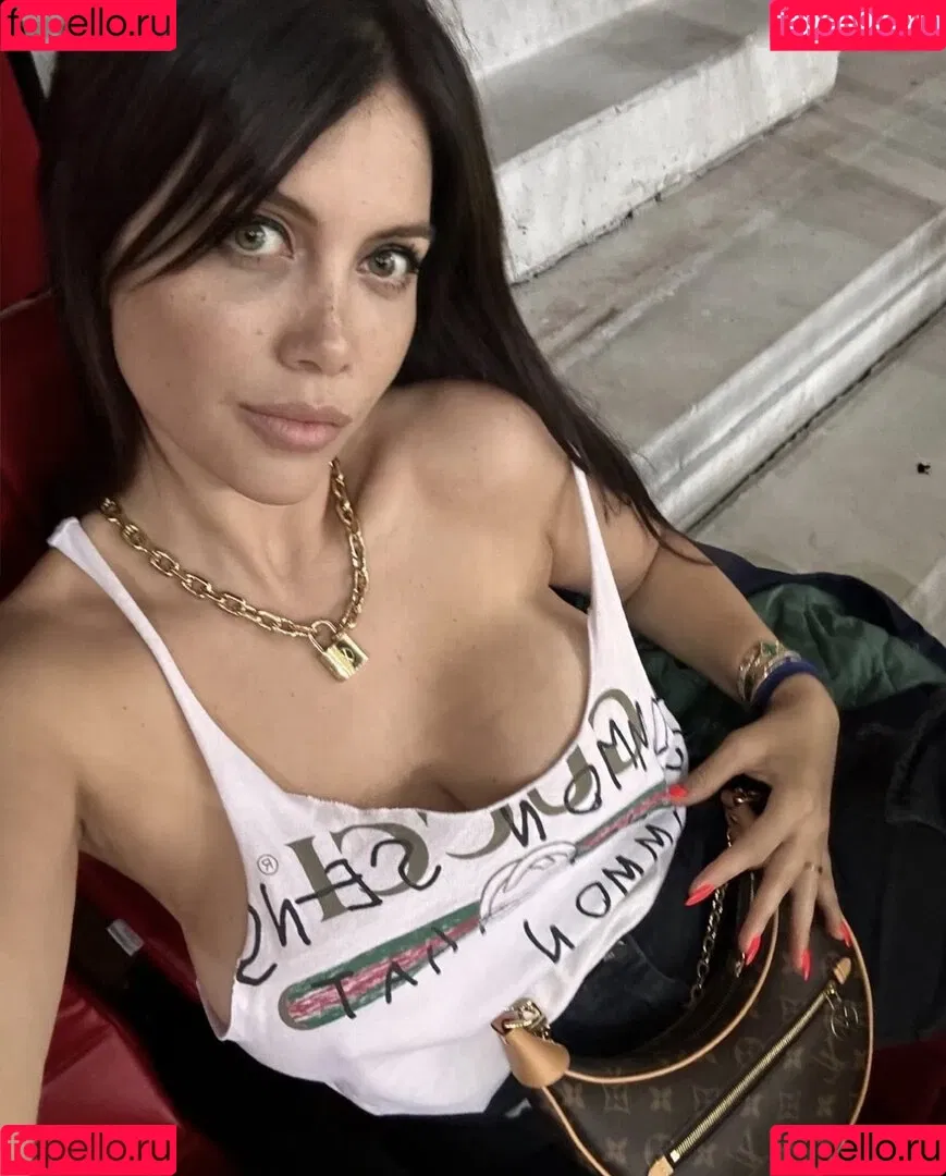 Icardi / Wanda Nara / badbitchwan / wanda_nara Onlyfans Photo Gallery 