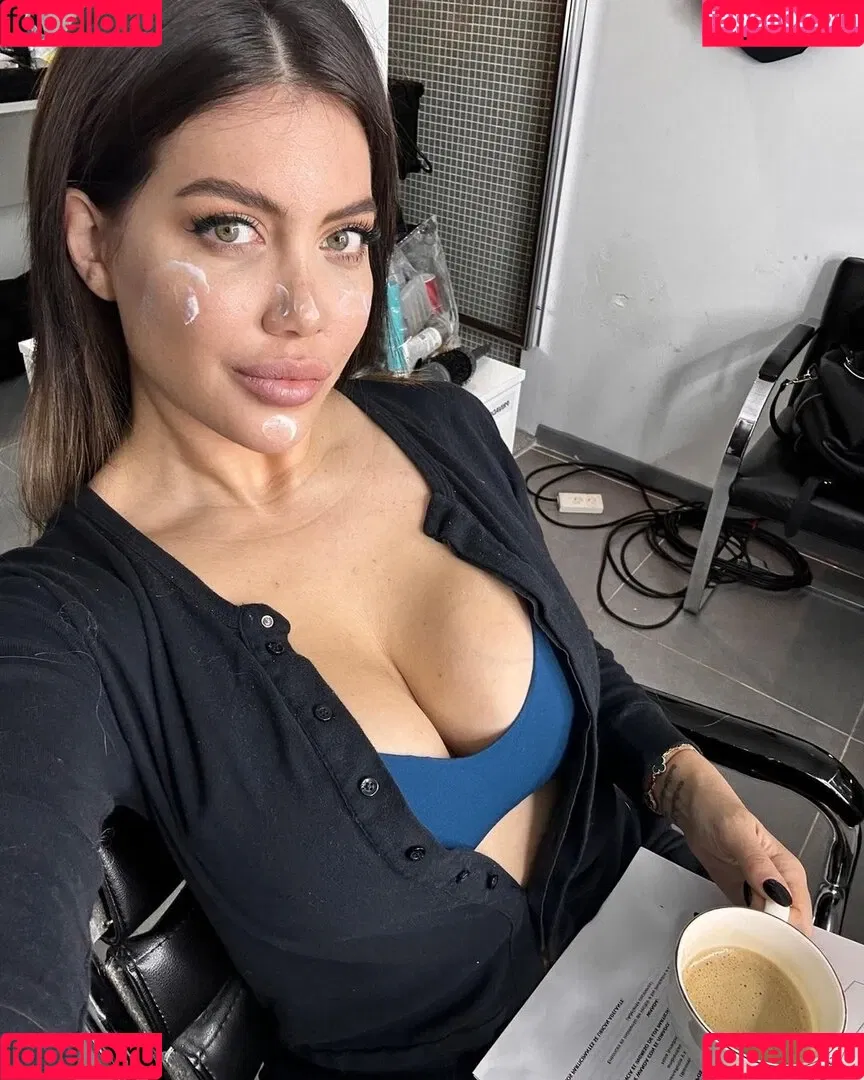 Icardi / Wanda Nara / badbitchwan / wanda_nara Onlyfans Photo Gallery 