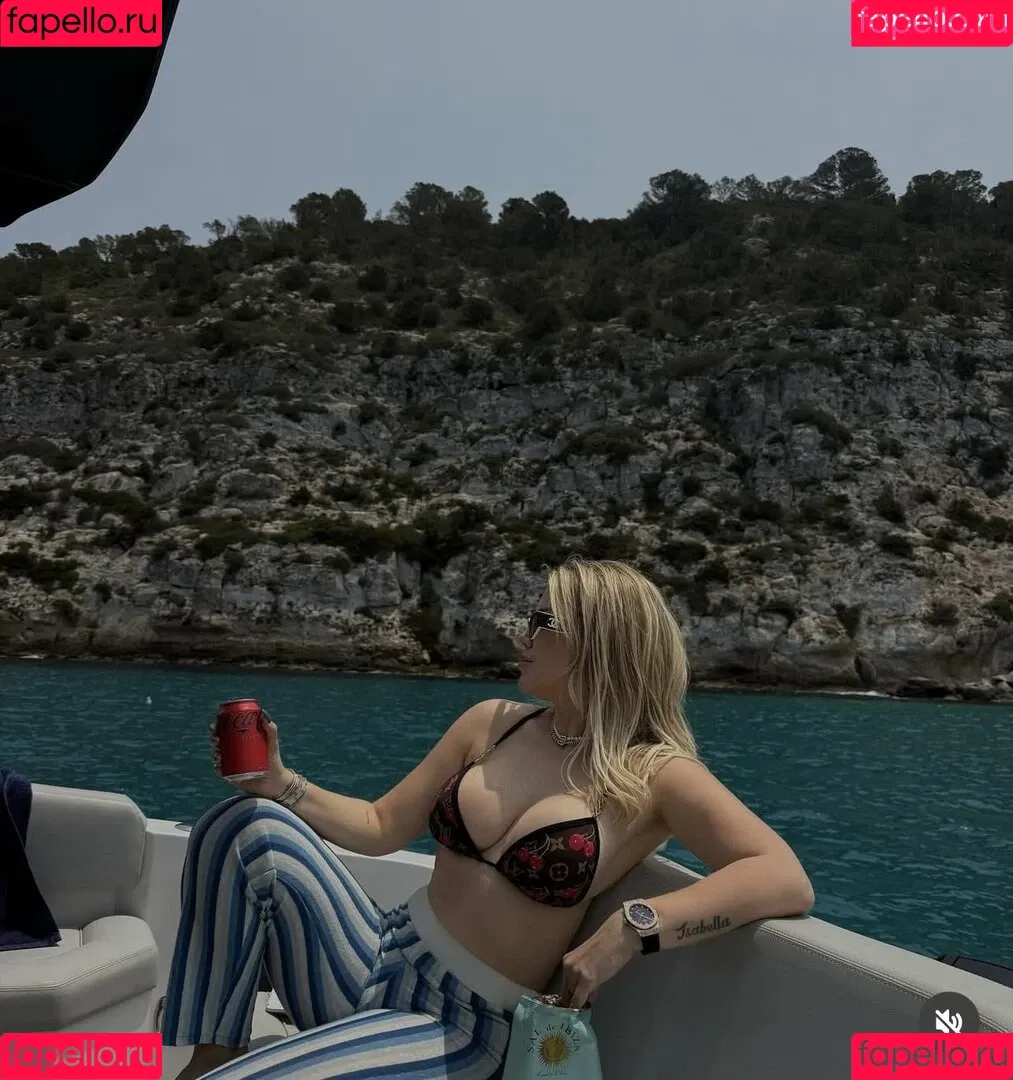 Icardi / Wanda Nara / badbitchwan / wanda_nara Onlyfans Photo Gallery 