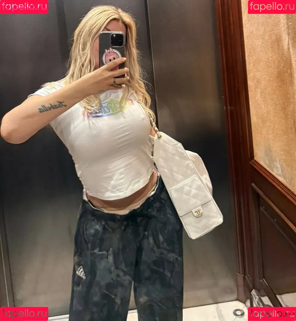 Icardi / Wanda Nara / badbitchwan / wanda_nara Onlyfans Photo Gallery 