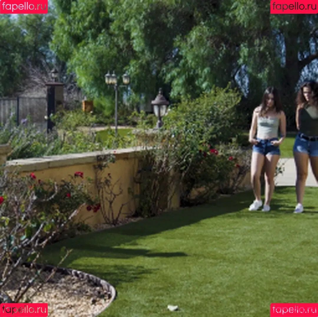 Chanel Camryn / Chanelcamryn / TheChanelCamryn Onlyfans Photo Gallery 