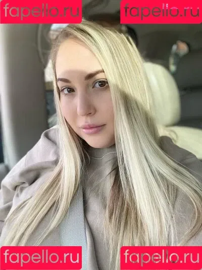 Vanessa Jolie / vanessajolie_ / vanessauncensored Onlyfans Photo Gallery 