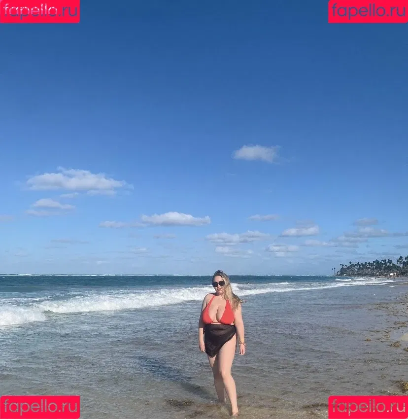 Vanessa Jolie / vanessajolie_ / vanessauncensored Onlyfans Photo Gallery 