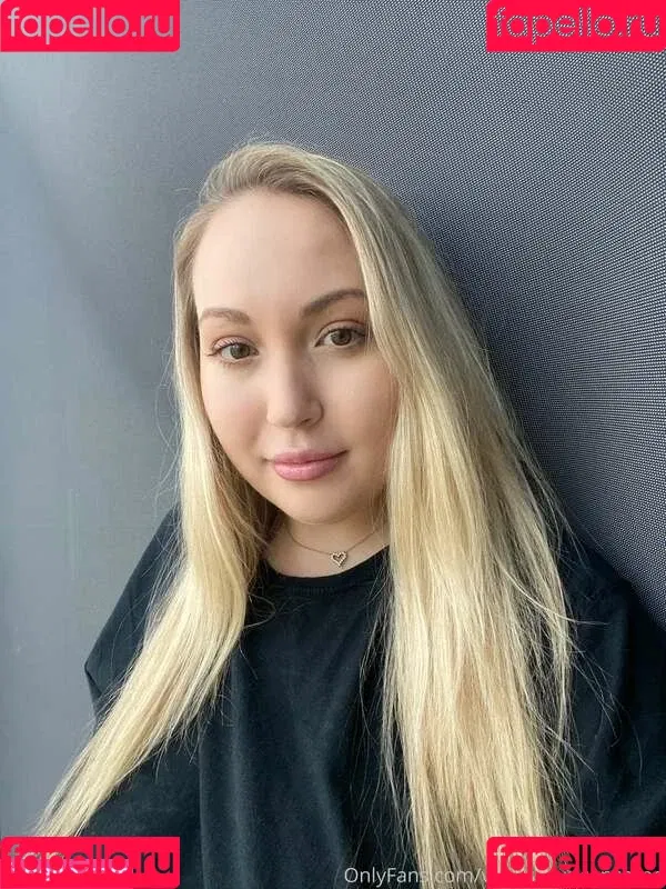 Vanessa Jolie / vanessajolie_ / vanessauncensored Onlyfans Photo Gallery 