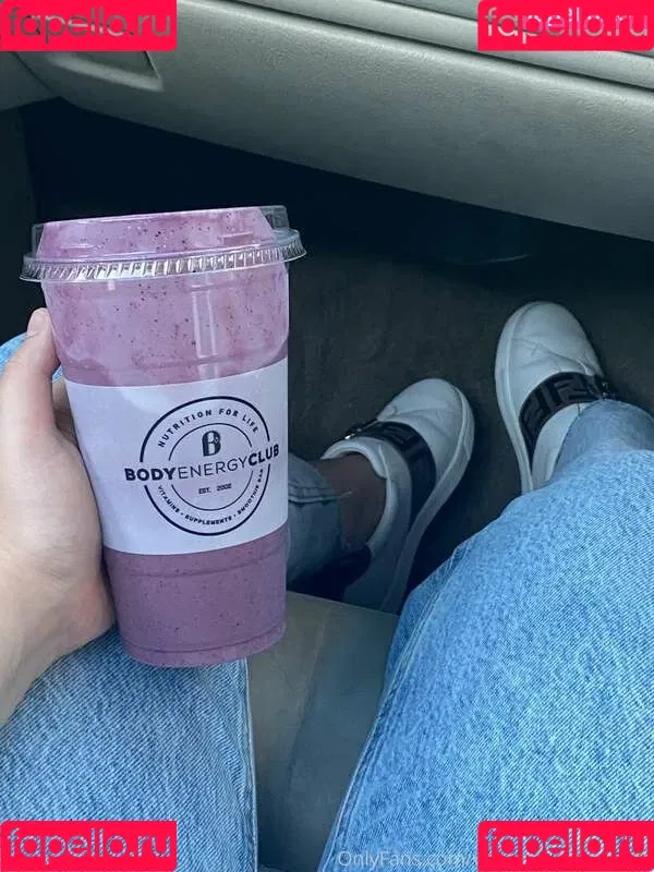 Vanessa Jolie / vanessajolie_ / vanessauncensored Onlyfans Photo Gallery 