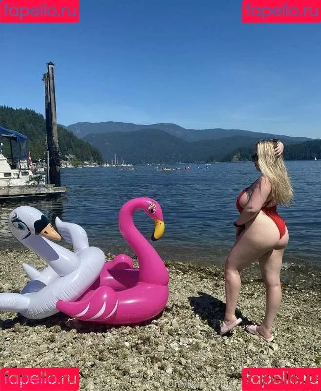 Vanessa Jolie / vanessajolie_ / vanessauncensored Onlyfans Photo Gallery 