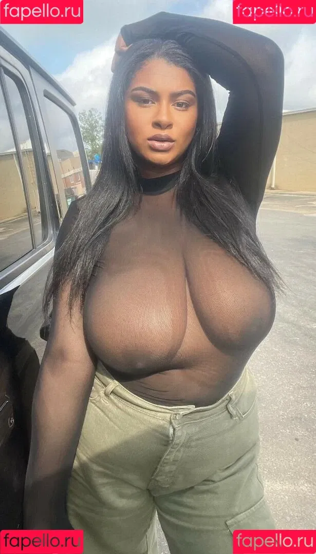 Omi / Omi Stark / OmiStark / justomi Onlyfans Photo Gallery 