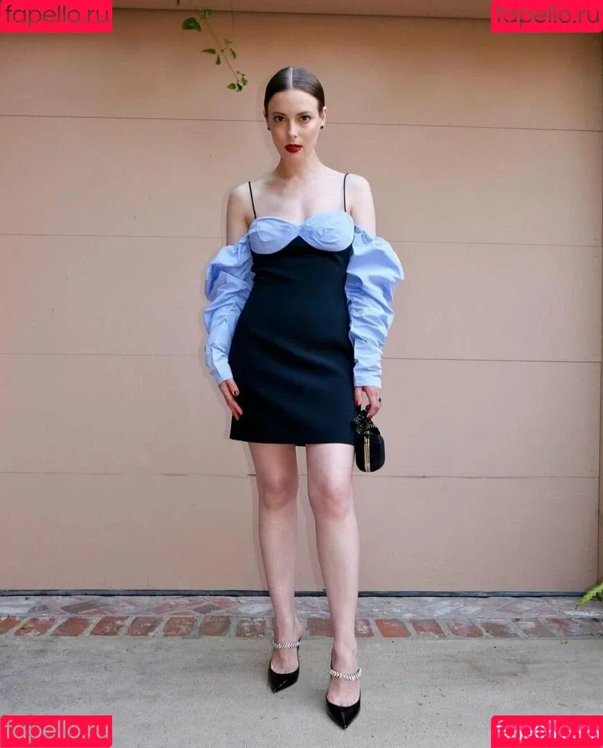 Gillian Jacobs / gillianjacobsofficial Onlyfans Photo Gallery 