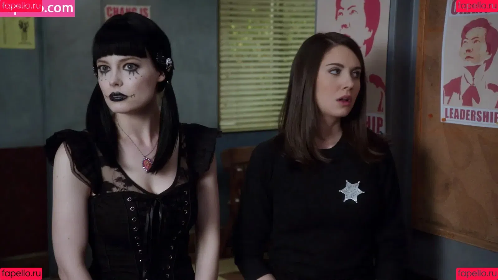 Gillian Jacobs / gillianjacobsofficial Onlyfans Photo Gallery 