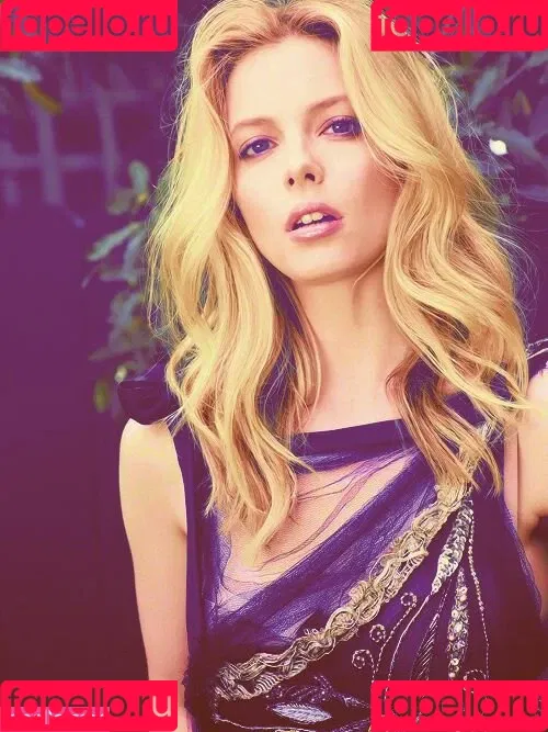 Gillian Jacobs / gillianjacobsofficial Onlyfans Photo Gallery 