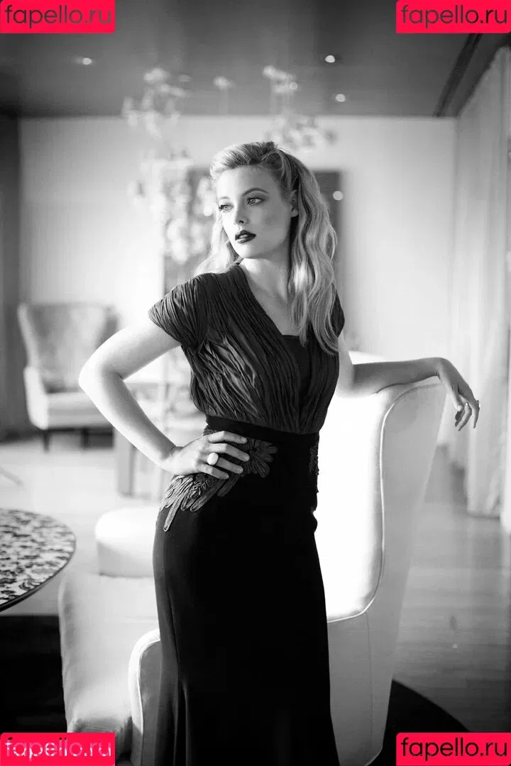 Gillian Jacobs / gillianjacobsofficial Onlyfans Photo Gallery 