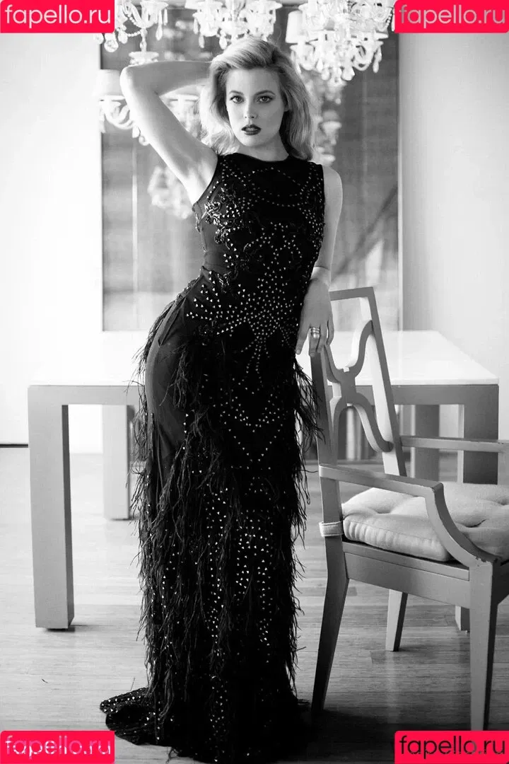 Gillian Jacobs / gillianjacobsofficial Onlyfans Photo Gallery 