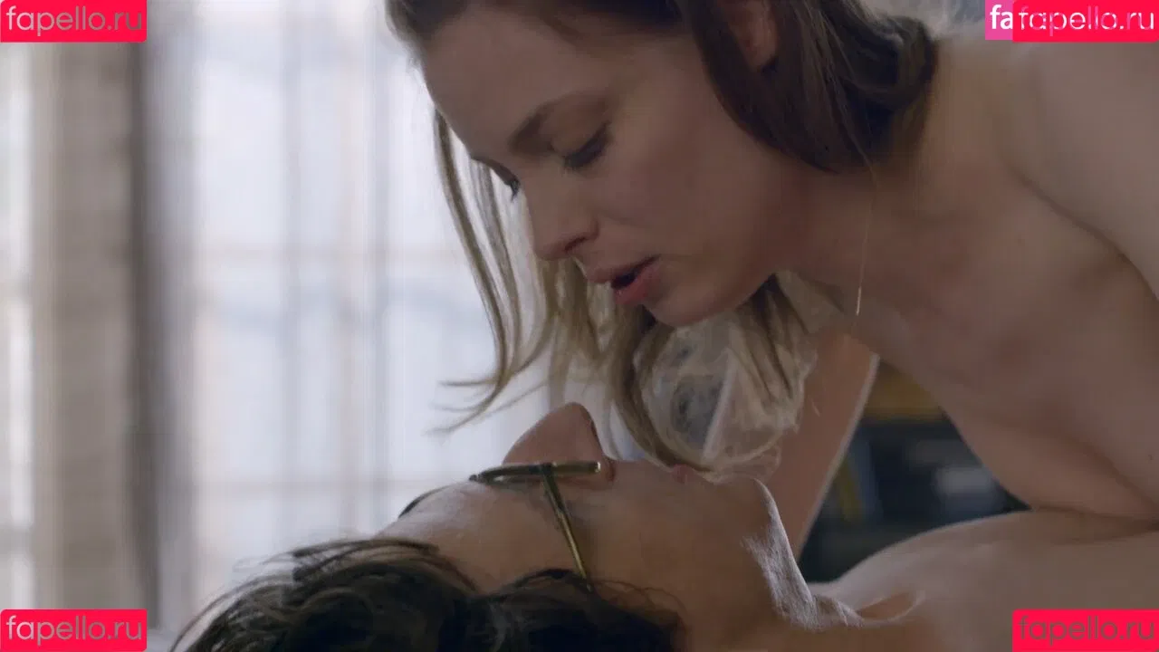 Gillian Jacobs / gillianjacobsofficial Onlyfans Photo Gallery 