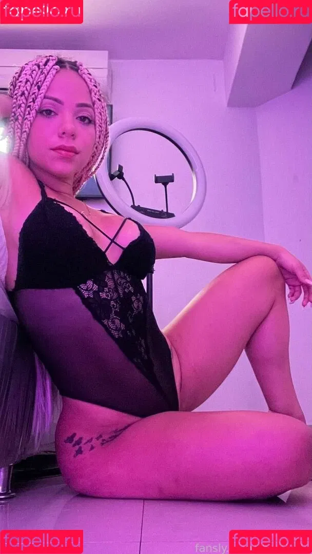 chichi_vzla / chichivzla Onlyfans Photo Gallery 