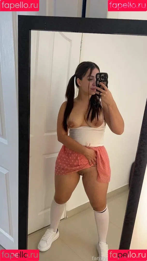 chichi_vzla / chichivzla Onlyfans Photo Gallery 