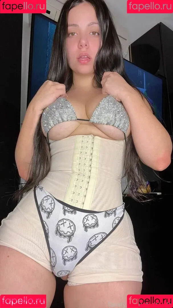 chichi_vzla / chichivzla Onlyfans Photo Gallery 