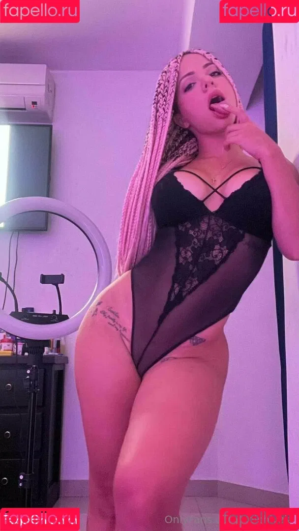 chichi_vzla / chichivzla Onlyfans Photo Gallery 