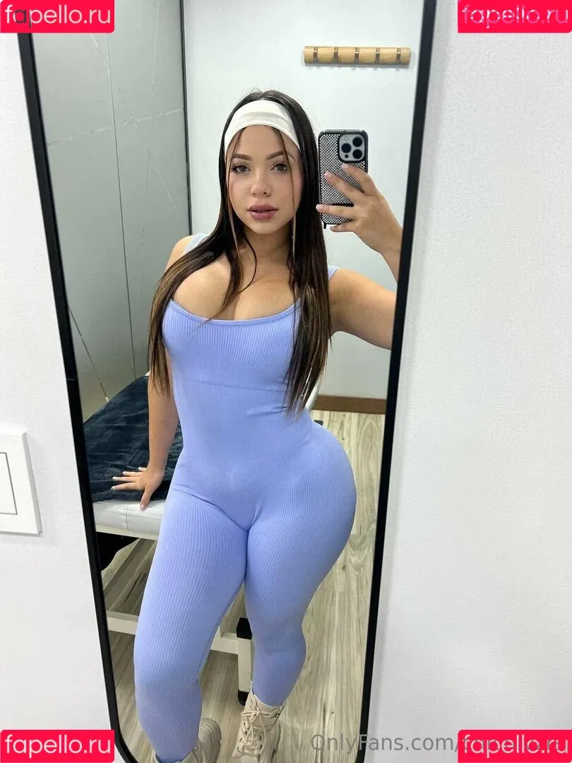 chichi_vzla / chichivzla Onlyfans Photo Gallery 