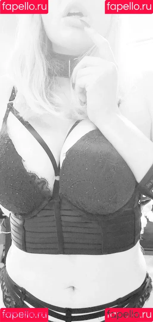 skye Stone / skyestone9 / skyestone99 Onlyfans Photo Gallery 