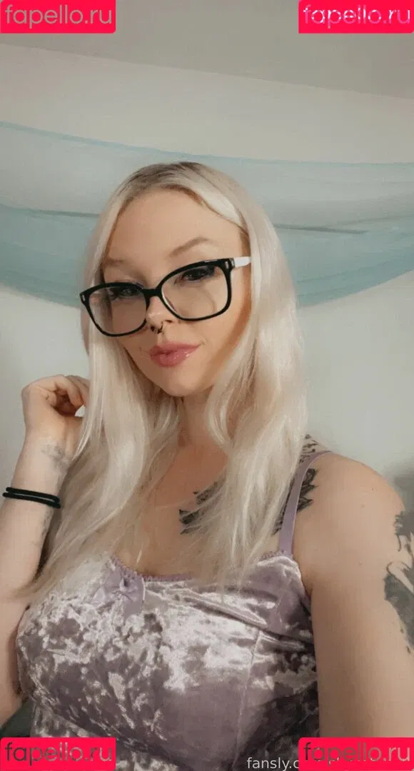 skye Stone / skyestone9 / skyestone99 Onlyfans Photo Gallery 