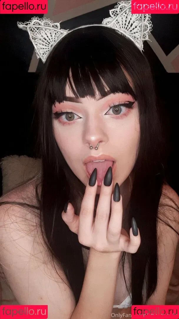 opheliaknowsbest / shayophelia Onlyfans Photo Gallery 