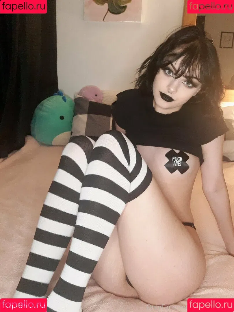 opheliaknowsbest / shayophelia Onlyfans Photo Gallery 