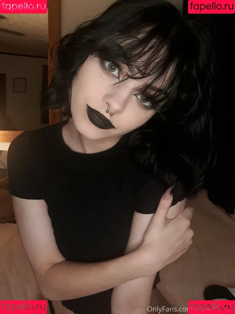 opheliaknowsbest / shayophelia Onlyfans Photo Gallery 