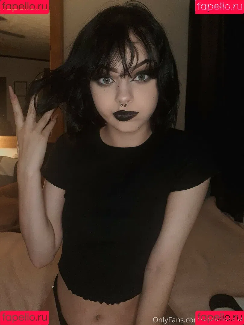 opheliaknowsbest / shayophelia Onlyfans Photo Gallery 