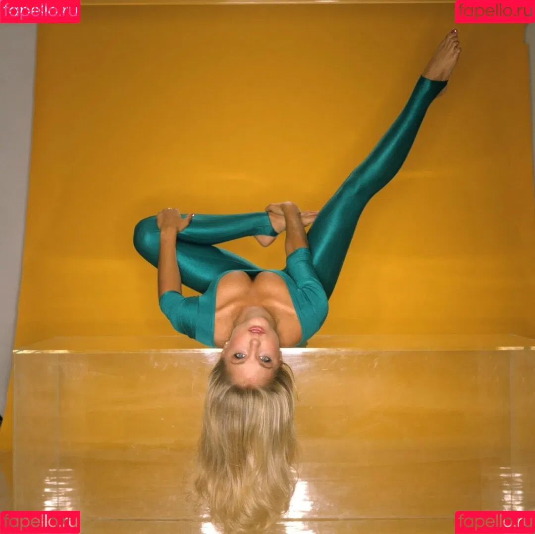 Fall Guy / Heather Thomas / heatherthomasofficial Onlyfans Photo Gallery 