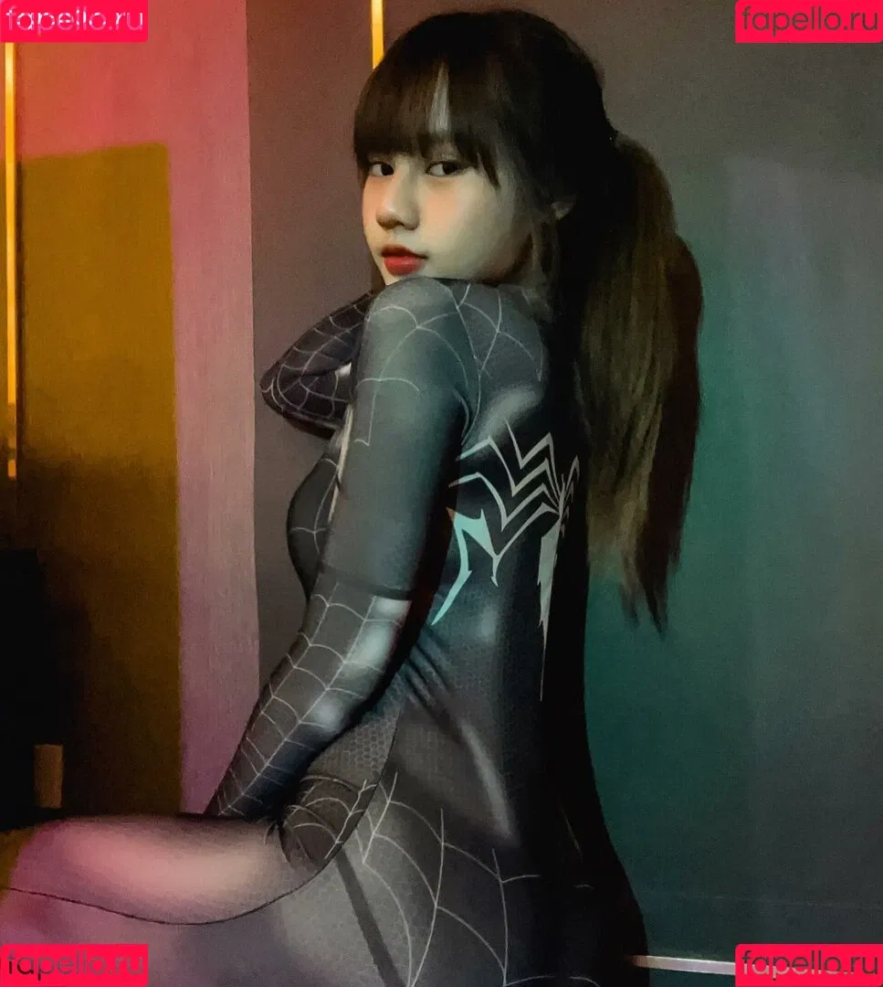 2001_monthita / Monthita Baosali / lemonick Onlyfans Photo Gallery 