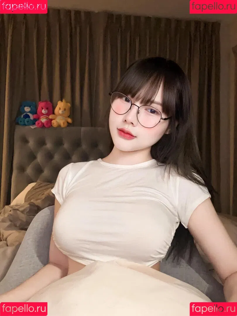 2001_monthita / Monthita Baosali / lemonick Onlyfans Photo Gallery 