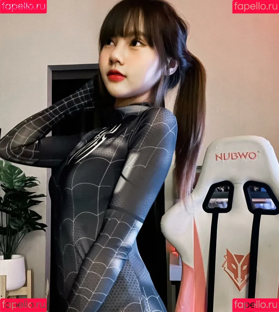 2001_monthita / Monthita Baosali / lemonick Onlyfans Photo Gallery 