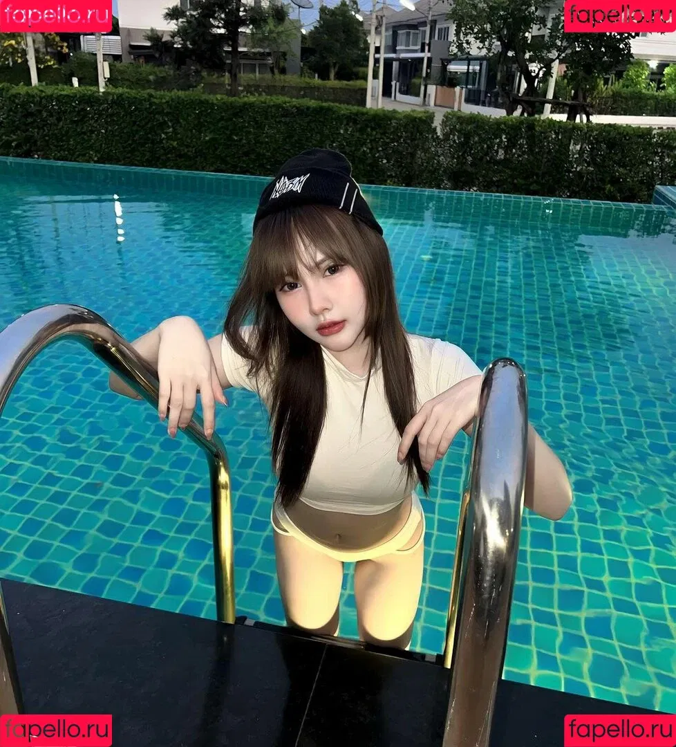 2001_monthita / Monthita Baosali / lemonick Onlyfans Photo Gallery 